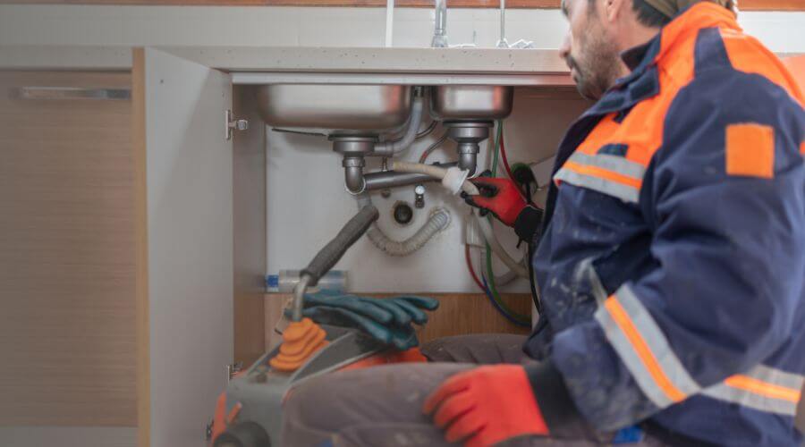Professional emergency plumbing in Mark, IL